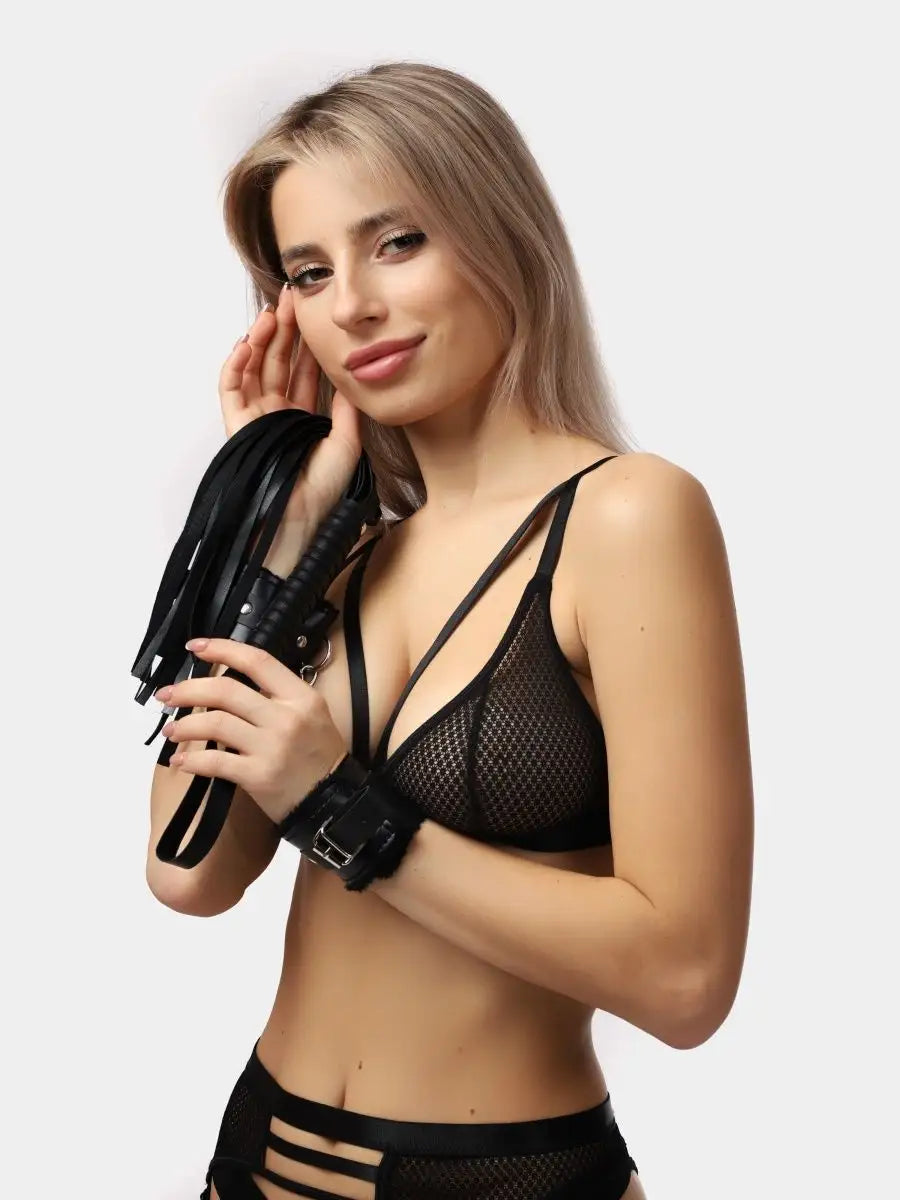 FancyStar™ Handcuff with Fur Whips Set HEMSMTH053